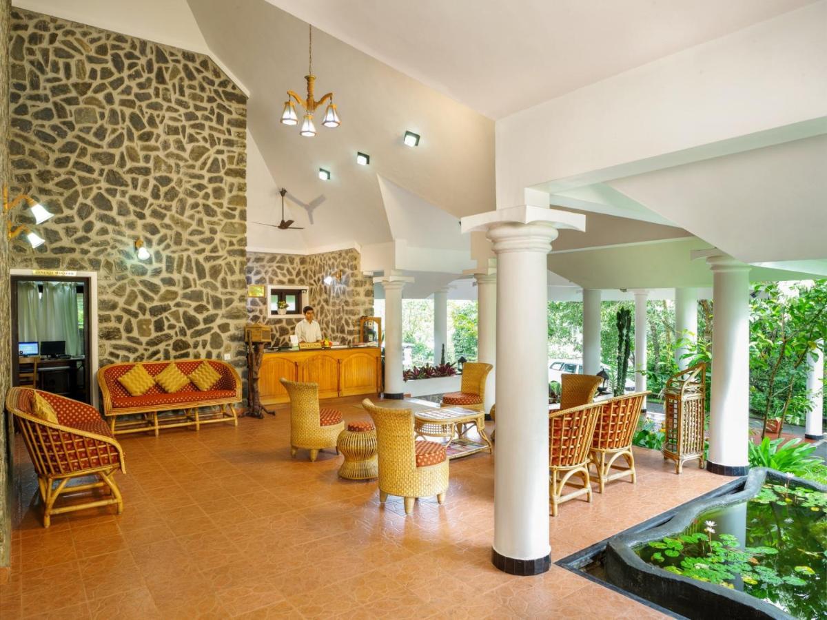 Hotel Treetop Текади Екстериор снимка