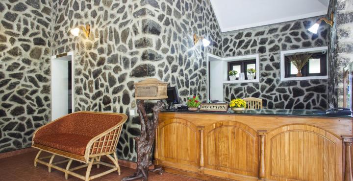 Hotel Treetop Текади Екстериор снимка