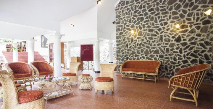 Hotel Treetop Текади Екстериор снимка