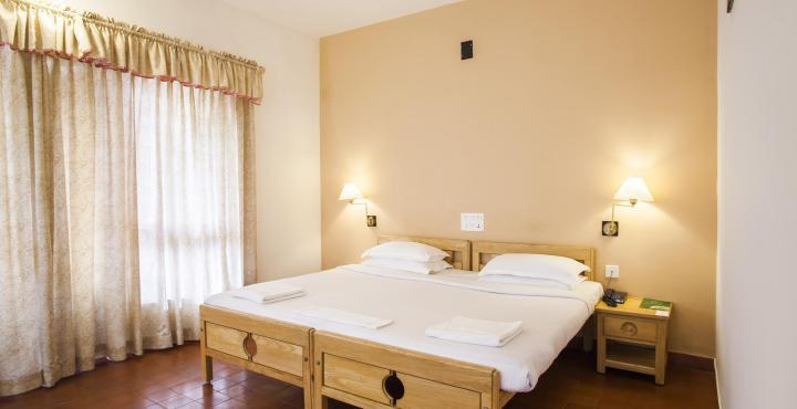 Hotel Treetop Текади Екстериор снимка