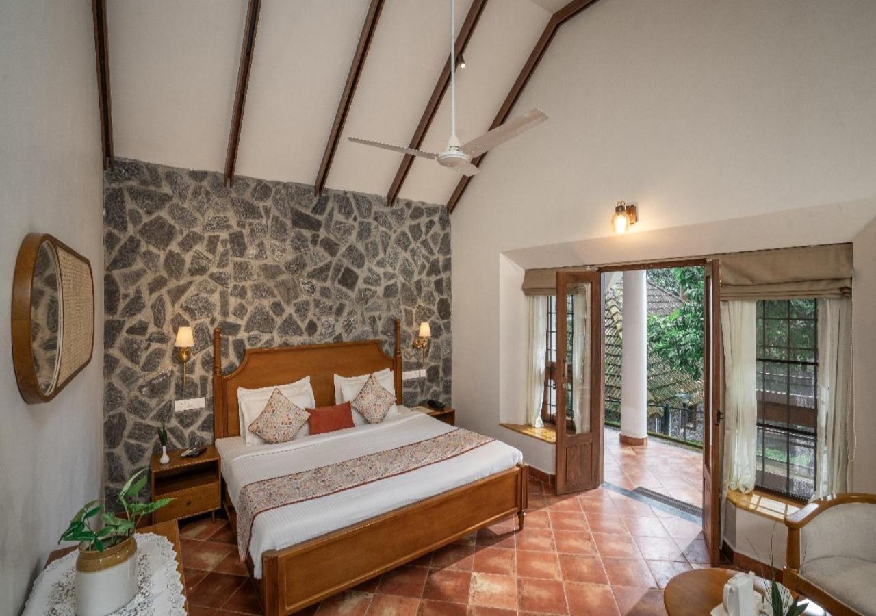 Hotel Treetop Текади Екстериор снимка